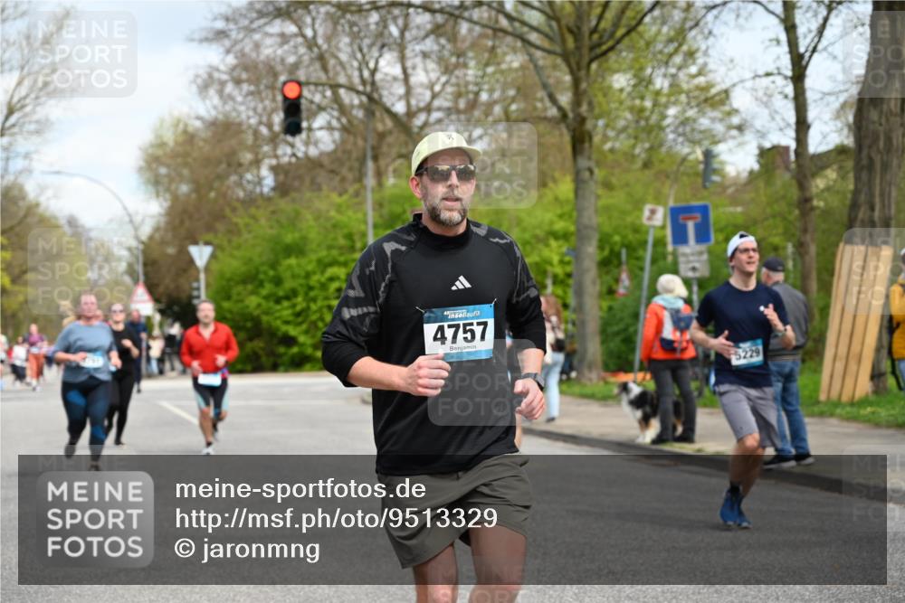 12.04.2026 - 45. Internationalen Wilhelmsburger Insellauf J. Mangold http://msf.ph/oto/9513329 12.04.2026 13:08:38 Ziel 3896, 4967, 2436, 2045, 3745, 2046, 4102, 5795, 4860, 5313, 5027, 5093, 5020, 4265, 3035, 5305, 4757, 4039, 4901, 5746, 2560, 5229, 2077, 2923, 4652, 2260, 3261, 5324, 3406, 3359, 2981, 5712, 3791, 5712, 3791, 4453, 4204, 4611, 2440, 2011, 5783, 4973 meine-sportfotos.de