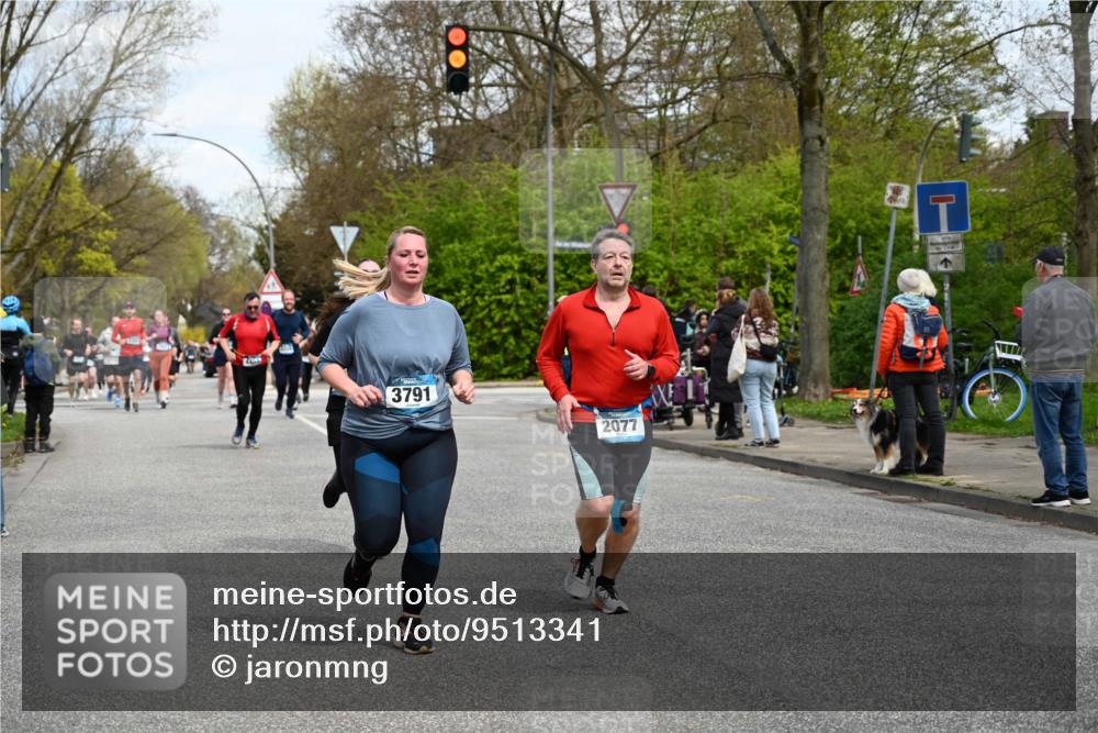 12.04.2026 - 45. Internationalen Wilhelmsburger Insellauf J. Mangold http://msf.ph/oto/9513341 12.04.2026 13:08:41 Ziel 4967, 2436, 2045, 3745, 2046, 4102, 5795, 4860, 5313, 5027, 5093, 5020, 4265, 3035, 5305, 4757, 4039, 4901, 5746, 2560, 5229, 5229, 2077, 2923, 4652, 2260, 3261, 5324, 3406, 3359, 2981, 5712, 3791, 4453, 4204, 4611, 2440, 2011, 5783, 4973, 4771, 5586, 5596, 4777 meine-sportfotos.de