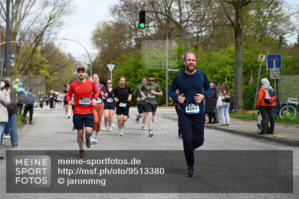 12.04.2026 - 45. Internationalen Wilhelmsburger Insellauf J. Mangold http://msf.ph/oto/9513380 12.04.2026 13:08:48 Ziel 5795, 4860, 5313, 5027, 5093, 5020, 4265, 3035, 5305, 4757, 4039, 4901, 5746, 2560, 5229, 2077, 2923, 4652, 2260, 3261, 5324, 3261, 5324, 3406, 3359, 2981, 5712, 3791, 4453, 4204, 4611, 2440, 2011, 5783, 5783, 4973, 4771, 5586, 5596, 4777, 5641, 5631, 4318, 4911, 4857 meine-sportfotos.de