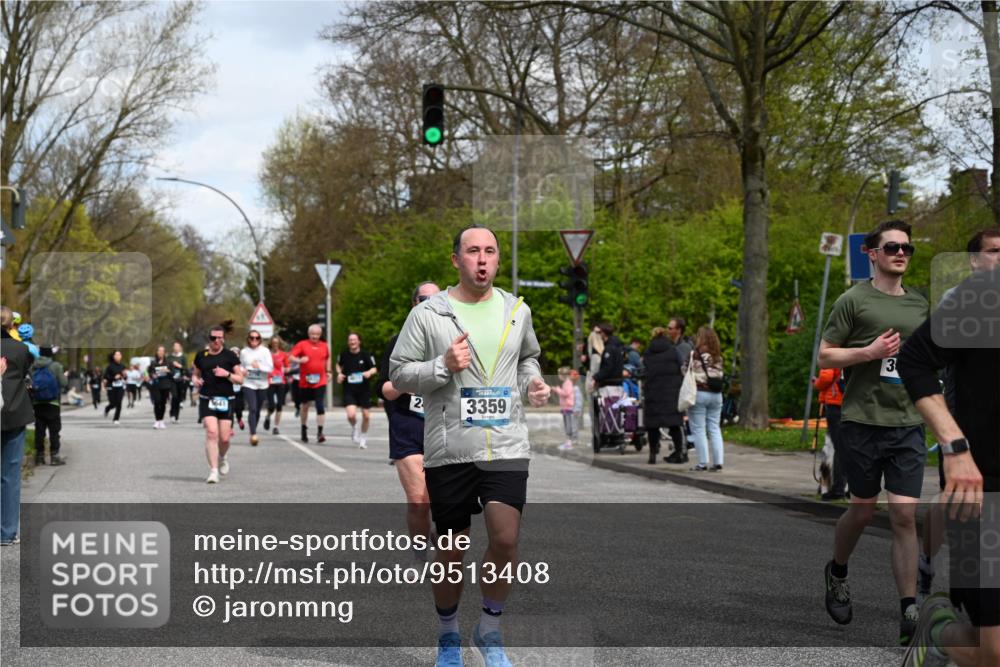 12.04.2026 - 45. Internationalen Wilhelmsburger Insellauf J. Mangold http://msf.ph/oto/9513408 12.04.2026 13:08:52 Ziel 5027, 5093, 5020, 4265, 3035, 5305, 4757, 4039, 4901, 5746, 2560, 5229, 2077, 2923, 4652, 2260, 3261, 5324, 3406, 3359, 2981, 5712, 3791, 4453, 4204, 4611, 2440, 2011, 5783, 4973, 4771, 5586, 5596, 5586, 5596, 4777, 5641, 5631, 4318, 4911, 4857, 3076, 5682, 5611 meine-sportfotos.de