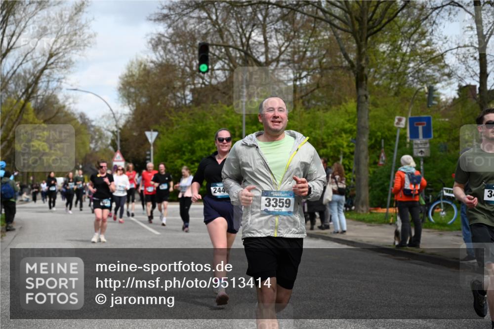 12.04.2026 - 45. Internationalen Wilhelmsburger Insellauf J. Mangold http://msf.ph/oto/9513414 12.04.2026 13:08:52 Ziel 5027, 5093, 5020, 4265, 3035, 5305, 4757, 4039, 4901, 5746, 2560, 5229, 2077, 2923, 4652, 2260, 3261, 5324, 3406, 3359, 2981, 5712, 3791, 4453, 4204, 4611, 2440, 2011, 5783, 4973, 4771, 5586, 5596, 5586, 5596, 4777, 5641, 5631, 4318, 4911, 4857, 3076, 5682, 5611 meine-sportfotos.de