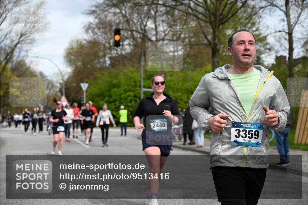 12.04.2026 - 45. Internationalen Wilhelmsburger Insellauf J. Mangold http://msf.ph/oto/9513416 12.04.2026 13:08:53 Ziel 5027, 5093, 5020, 4265, 3035, 5305, 4757, 4039, 4901, 5746, 2560, 5229, 2077, 2923, 4652, 2260, 3261, 5324, 3406, 3359, 2981, 5712, 3791, 4453, 4204, 4611, 2440, 2011, 5783, 4973, 4771, 5586, 5596, 4777, 4777, 5641, 5631, 4318, 4911, 4857, 3076, 5682, 5611, 5108 meine-sportfotos.de
