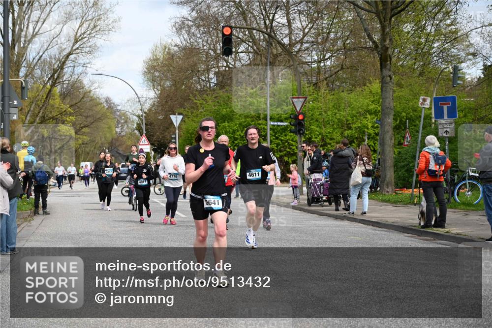12.04.2026 - 45. Internationalen Wilhelmsburger Insellauf J. Mangold http://msf.ph/oto/9513432 12.04.2026 13:08:56 Ziel 4265, 3035, 5305, 4757, 4039, 4901, 5746, 2560, 5229, 2077, 2923, 4652, 2260, 3261, 5324, 3406, 3359, 2981, 5712, 3791, 4453, 4204, 4611, 2440, 2011, 2011, 5783, 4973, 4771, 5586, 5596, 4777, 5641, 5631, 4318, 4911, 4857, 3076, 5682, 5611, 5108, 4288, 5190, 3121 meine-sportfotos.de