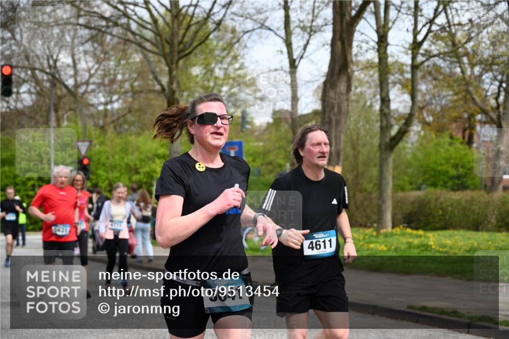 12.04.2026 - 45. Internationalen Wilhelmsburger Insellauf J. Mangold http://msf.ph/oto/9513454 12.04.2026 13:08:58 Ziel 4757, 4039, 4901, 5746, 2560, 5229, 2077, 2923, 4652, 2260, 3261, 5324, 3406, 3359, 2981, 5712, 3791, 4453, 4204, 4611, 2440, 2011, 5783, 4973, 4771, 5586, 5596, 4777, 5641, 5631, 5631, 4318, 4911, 4857, 3076, 5682, 5611, 5108, 4288, 5190, 3121, 2337 meine-sportfotos.de