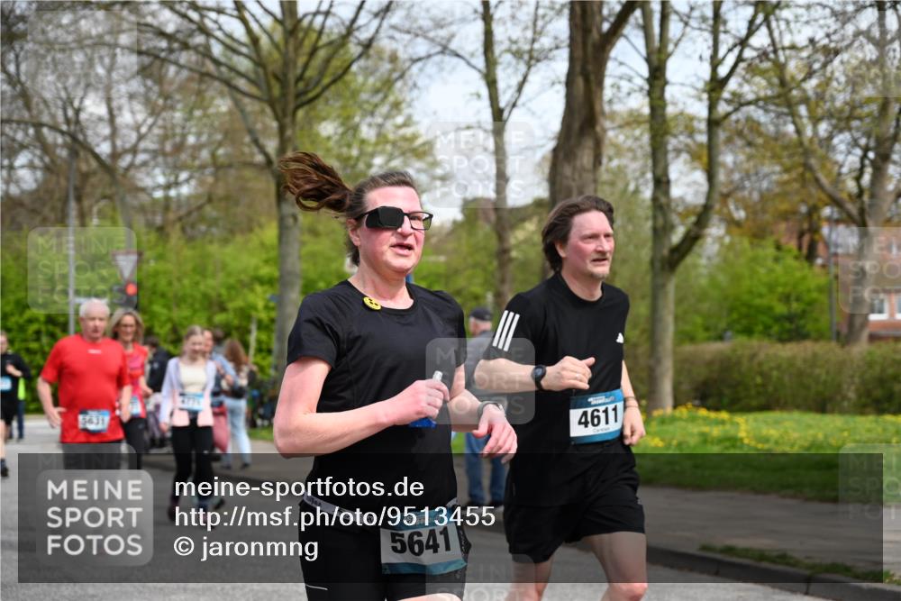12.04.2026 - 45. Internationalen Wilhelmsburger Insellauf J. Mangold http://msf.ph/oto/9513455 12.04.2026 13:08:58 Ziel 4757, 4039, 4901, 5746, 2560, 5229, 2077, 2923, 4652, 2260, 3261, 5324, 3406, 3359, 2981, 5712, 3791, 4453, 4204, 4611, 2440, 2011, 5783, 4973, 4771, 5586, 5596, 4777, 5641, 5631, 5631, 4318, 4911, 4857, 3076, 5682, 5611, 5108, 4288, 5190, 3121, 2337 meine-sportfotos.de