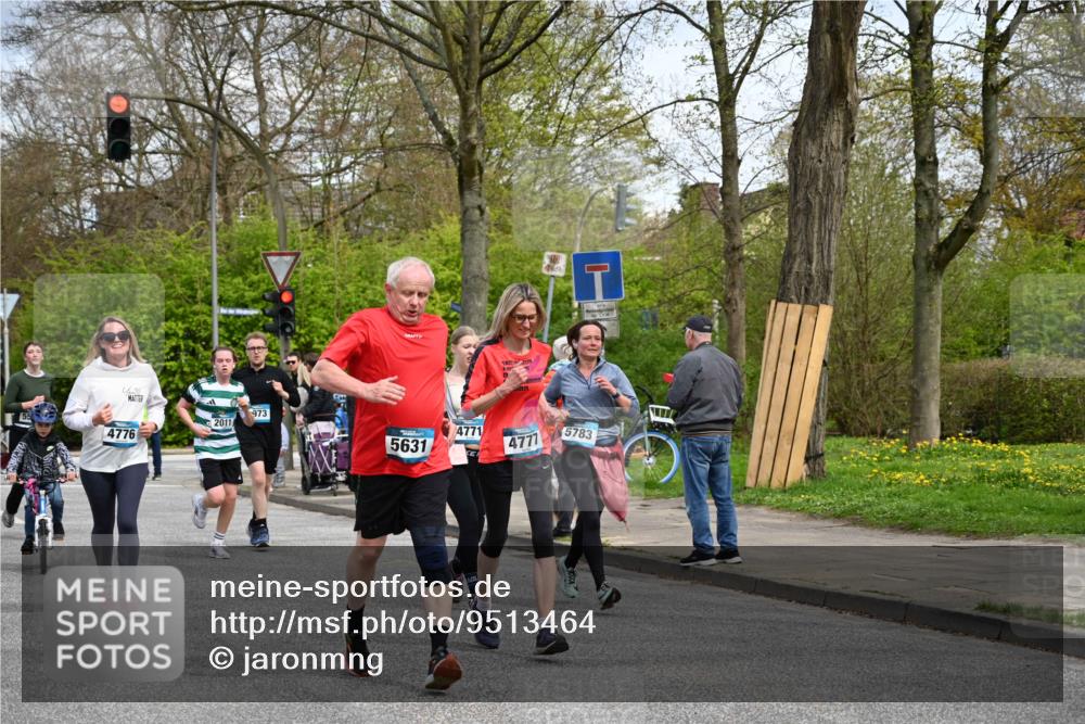 12.04.2026 - 45. Internationalen Wilhelmsburger Insellauf J. Mangold http://msf.ph/oto/9513464 12.04.2026 13:09:00 Ziel 4901, 5746, 2560, 5229, 2077, 2923, 4652, 2260, 3261, 5324, 3406, 3359, 2981, 5712, 3791, 4453, 4204, 4611, 2440, 2011, 5783, 5783, 4973, 4771, 5586, 5596, 4777, 5641, 5631, 4318, 4911, 4857, 4857, 3076, 5682, 5611, 5108, 4288, 5190, 3121, 2337, 3056, 2688, 4776, 2689 meine-sportfotos.de