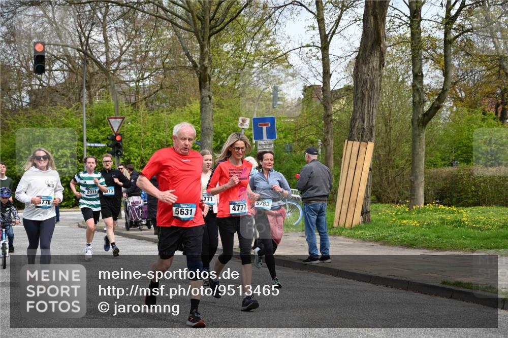 12.04.2026 - 45. Internationalen Wilhelmsburger Insellauf J. Mangold http://msf.ph/oto/9513465 12.04.2026 13:09:00 Ziel 4901, 5746, 2560, 5229, 2077, 2923, 4652, 2260, 3261, 5324, 3406, 3359, 2981, 5712, 3791, 4453, 4204, 4611, 2440, 2011, 5783, 5783, 4973, 4771, 5586, 5596, 4777, 5641, 5631, 4318, 4911, 4857, 4857, 3076, 5682, 5611, 5108, 4288, 5190, 3121, 2337, 3056, 2688, 4776, 2689 meine-sportfotos.de