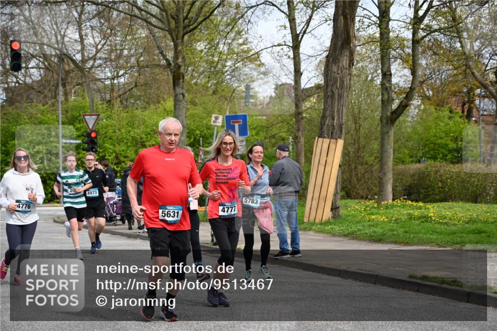 12.04.2026 - 45. Internationalen Wilhelmsburger Insellauf J. Mangold http://msf.ph/oto/9513467 12.04.2026 13:09:00 Ziel 4901, 5746, 2560, 5229, 2077, 2923, 4652, 2260, 3261, 5324, 3406, 3359, 2981, 5712, 3791, 4453, 4204, 4611, 2440, 2011, 5783, 5783, 4973, 4771, 5586, 5596, 4777, 5641, 5631, 4318, 4911, 4857, 4857, 3076, 5682, 5611, 5108, 4288, 5190, 3121, 2337, 3056, 2688, 4776, 2689 meine-sportfotos.de
