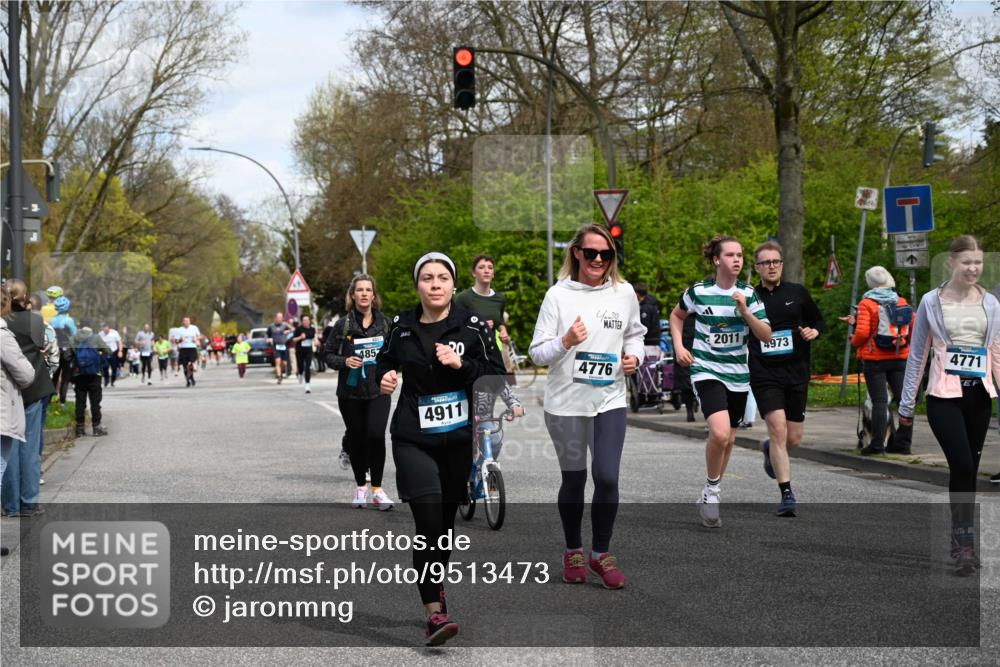 12.04.2026 - 45. Internationalen Wilhelmsburger Insellauf J. Mangold http://msf.ph/oto/9513473 12.04.2026 13:09:01 Ziel 4901, 5746, 2560, 5229, 2077, 2923, 4652, 2260, 3261, 5324, 3406, 3359, 2981, 5712, 3791, 4453, 4204, 4611, 2440, 2011, 5783, 4973, 4973, 4771, 5586, 5596, 4777, 5641, 5631, 4318, 4911, 4857, 3076, 5682, 5611, 5108, 4288, 5190, 3121, 2337, 3056, 2688, 4776, 2689, 5095 meine-sportfotos.de