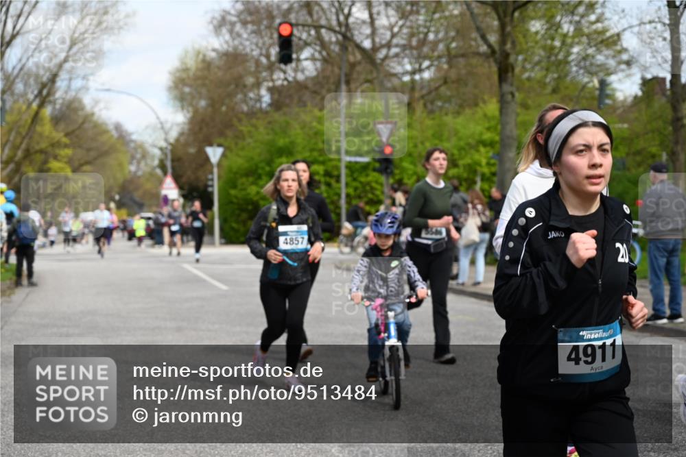 12.04.2026 - 45. Internationalen Wilhelmsburger Insellauf J. Mangold http://msf.ph/oto/9513484 12.04.2026 13:09:03 Ziel 2560, 5229, 2077, 2923, 4652, 2260, 3261, 5324, 3406, 3359, 2981, 5712, 3791, 4453, 4204, 4611, 2440, 2011, 5783, 4973, 4771, 4771, 5586, 5596, 4777, 5641, 5631, 4318, 4911, 4857, 3076, 5682, 5611, 5108, 4288, 5190, 3121, 2337, 3056, 2688, 4776, 2689, 5095, 3571 meine-sportfotos.de