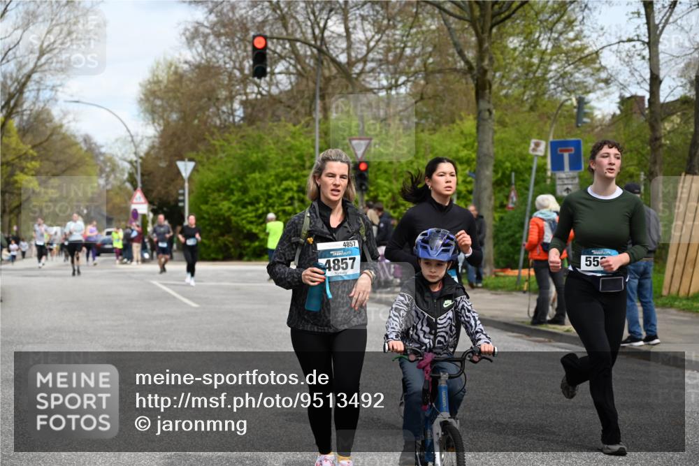 12.04.2026 - 45. Internationalen Wilhelmsburger Insellauf J. Mangold http://msf.ph/oto/9513492 12.04.2026 13:09:04 Ziel 2560, 5229, 2077, 2923, 4652, 2260, 3261, 5324, 3406, 3359, 2981, 5712, 3791, 4453, 4204, 4611, 2440, 2011, 5783, 4973, 4771, 5586, 5596, 5586, 5596, 4777, 5641, 5631, 4318, 4911, 4857, 3076, 5682, 5611, 5611, 5108, 4288, 5190, 3121, 2337, 3056, 2688, 4776, 2689, 5095, 3571, 5760, 3019, 3440 meine-sportfotos.de