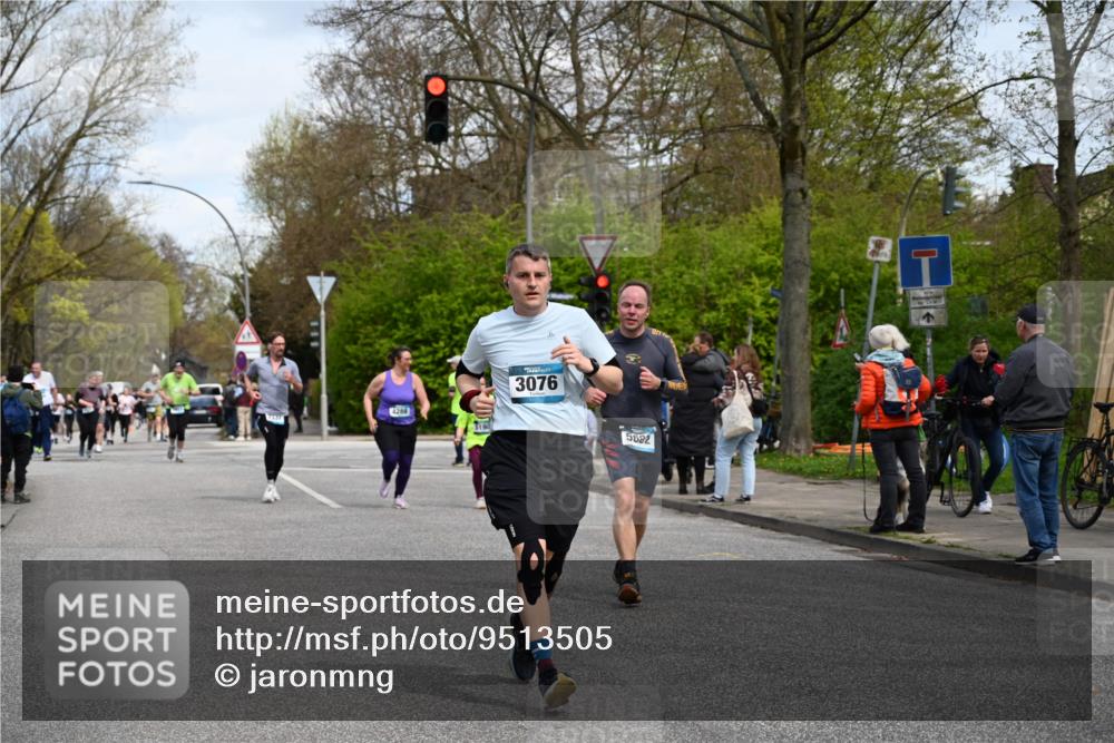 12.04.2026 - 45. Internationalen Wilhelmsburger Insellauf J. Mangold http://msf.ph/oto/9513505 12.04.2026 13:09:13 Ziel 3261, 5324, 3406, 3359, 2981, 5712, 3791, 4453, 4204, 4611, 2440, 2011, 5783, 4973, 4771, 5586, 5596, 4777, 5641, 5631, 4318, 4911, 4857, 3076, 5682, 5611, 5108, 4288, 5190, 3121, 2337, 3056, 2688, 4776, 2689, 5095, 5095, 3571, 5760, 3019, 3440, 5761, 4335, 3807, 4794 meine-sportfotos.de