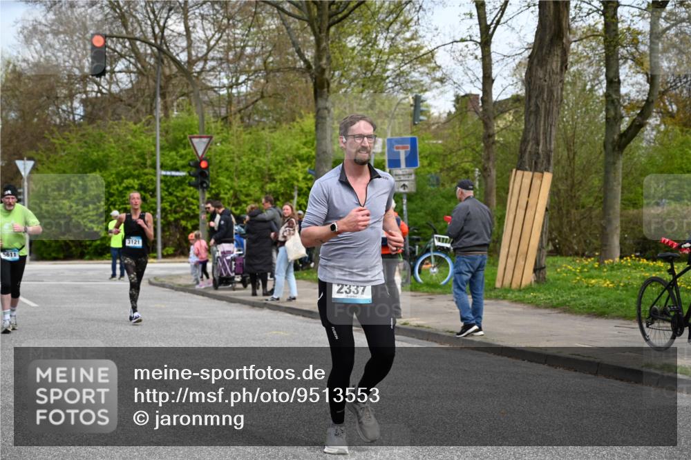 12.04.2026 - 45. Internationalen Wilhelmsburger Insellauf J. Mangold http://msf.ph/oto/9513553 12.04.2026 13:09:19 Ziel 4611, 2440, 2011, 5783, 4973, 4771, 5586, 5596, 4777, 5641, 5631, 4318, 4911, 4857, 3076, 5682, 5611, 5108, 4288, 5190, 3121, 4288, 5190, 3121, 2337, 3056, 2688, 4776, 2689, 5095, 3571, 5760, 3019, 3440, 5761, 4335, 3807, 4794, 2687, 5090, 5256, 4419, 5454, 5624, 5005 meine-sportfotos.de
