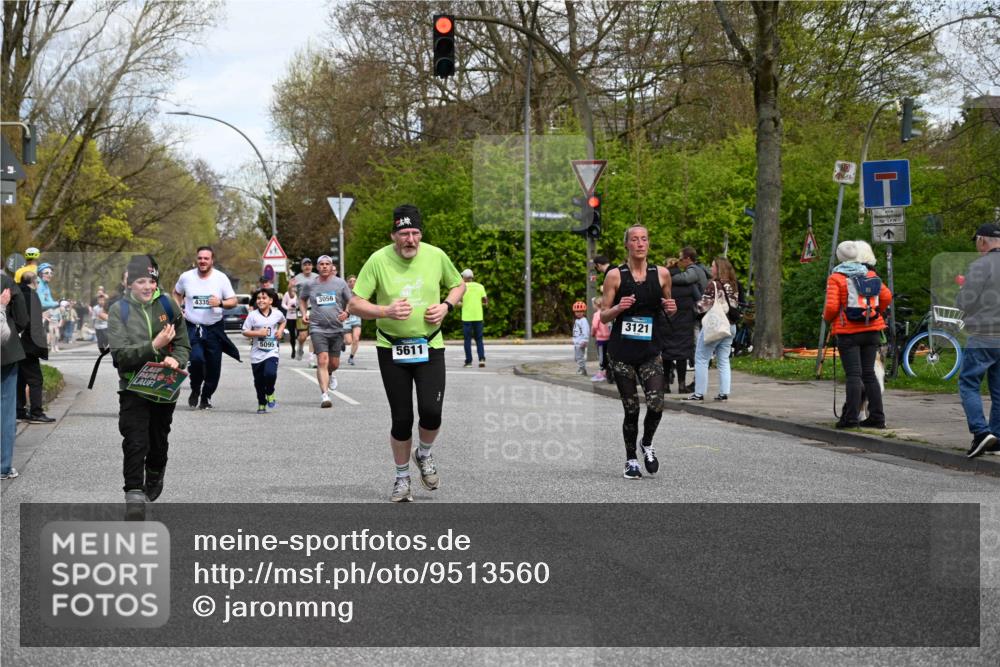 12.04.2026 - 45. Internationalen Wilhelmsburger Insellauf J. Mangold http://msf.ph/oto/9513560 12.04.2026 13:09:21 Ziel 2011, 5783, 4973, 4771, 5586, 5596, 4777, 5641, 5631, 4318, 4911, 4857, 3076, 5682, 5611, 5108, 4288, 5190, 3121, 2337, 2337, 3056, 2688, 4776, 2689, 5095, 3571, 5760, 3019, 3440, 5761, 4335, 3807, 4794, 2687, 5090, 5256, 4419, 5454, 5624, 5005, 3557, 3729 meine-sportfotos.de