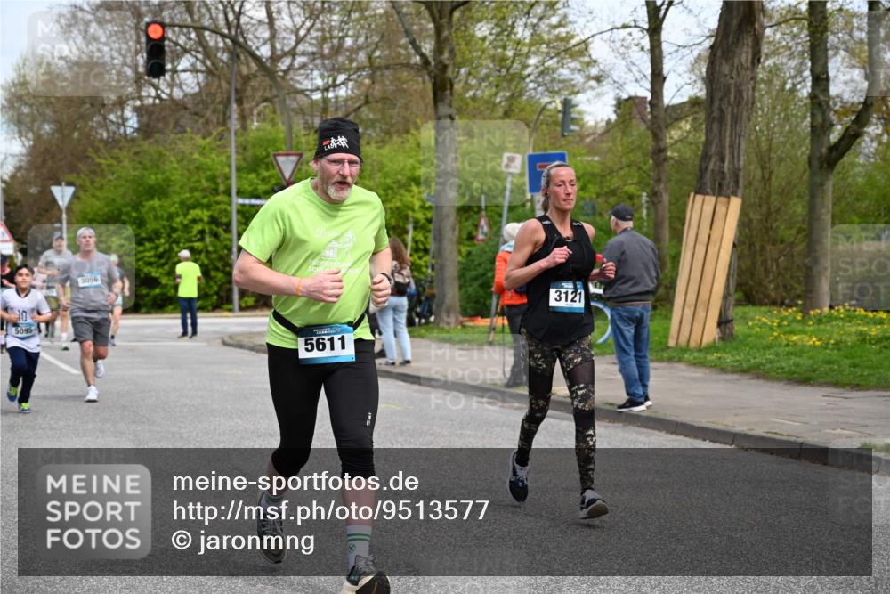 12.04.2026 - 45. Internationalen Wilhelmsburger Insellauf J. Mangold http://msf.ph/oto/9513577 12.04.2026 13:09:22 Ziel 5783, 4973, 4771, 5586, 5596, 4777, 5641, 5631, 4318, 4911, 4857, 3076, 5682, 5611, 5108, 4288, 5190, 3121, 2337, 3056, 2688, 4776, 2689, 5095, 3571, 5760, 3019, 3440, 5761, 4335, 3807, 4794, 2687, 5090, 5256, 4419, 5454, 5624, 5005, 3557, 3729 meine-sportfotos.de