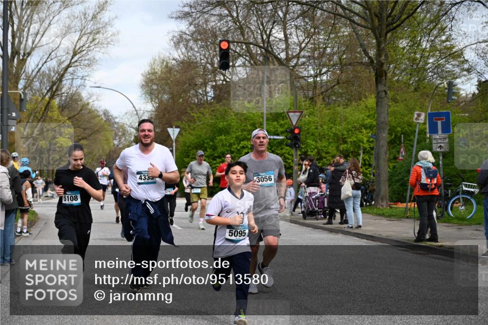 12.04.2026 - 45. Internationalen Wilhelmsburger Insellauf J. Mangold http://msf.ph/oto/9513580 12.04.2026 13:09:24 Ziel 5783, 4973, 4771, 5586, 5596, 4777, 5641, 5631, 4318, 4911, 4857, 3076, 5682, 5611, 5108, 4288, 5190, 3121, 2337, 3056, 2688, 4776, 2689, 2688, 4776, 2689, 5095, 3571, 5760, 3019, 3440, 5761, 4335, 3807, 4794, 2687, 5090, 5256, 4419, 5454, 5624, 5005, 3557, 3729, 3890 meine-sportfotos.de