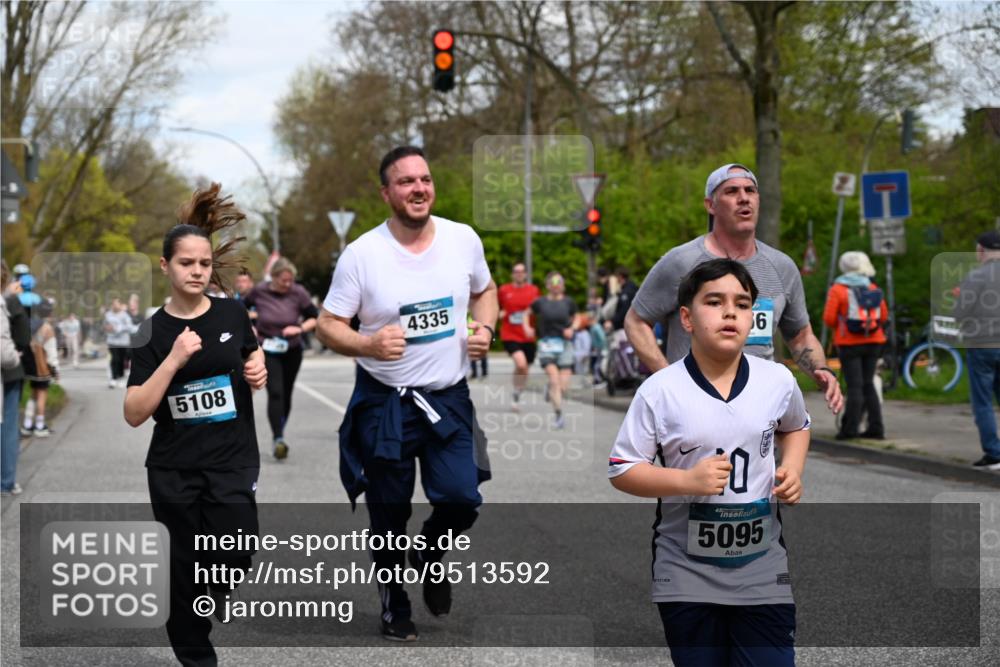 12.04.2026 - 45. Internationalen Wilhelmsburger Insellauf J. Mangold http://msf.ph/oto/9513592 12.04.2026 13:09:25 Ziel 5783, 4973, 4771, 5586, 5596, 4777, 5641, 5631, 4318, 4911, 4857, 3076, 5682, 5611, 5108, 4288, 5190, 3121, 2337, 3056, 2688, 4776, 2689, 5095, 5095, 3571, 5760, 3019, 3440, 5761, 4335, 3807, 4794, 3807, 4794, 2687, 5090, 5256, 4419, 5454, 5624, 5005, 3557, 3729, 3890, 5282 meine-sportfotos.de