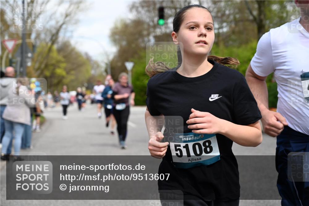 12.04.2026 - 45. Internationalen Wilhelmsburger Insellauf J. Mangold http://msf.ph/oto/9513607 12.04.2026 13:09:26 Ziel 4973, 4771, 5586, 5596, 4777, 5641, 5631, 4318, 4911, 4857, 3076, 5682, 5611, 5108, 4288, 5190, 3121, 2337, 3056, 2688, 4776, 2689, 5095, 3571, 3571, 5760, 3019, 3440, 5761, 4335, 3807, 4794, 2687, 5090, 5256, 4419, 5454, 5624, 5005, 3557, 3729, 3890, 5282 meine-sportfotos.de