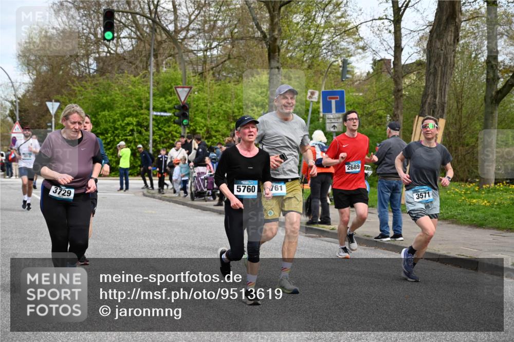 12.04.2026 - 45. Internationalen Wilhelmsburger Insellauf J. Mangold http://msf.ph/oto/9513619 12.04.2026 13:09:29 Ziel 5586, 5596, 4777, 5641, 5631, 4318, 4911, 4857, 3076, 5682, 5611, 5108, 4288, 5190, 3121, 2337, 3056, 2688, 4776, 2689, 5095, 3571, 5760, 3019, 3440, 5761, 5761, 4335, 3807, 4794, 2687, 5090, 5256, 4419, 5454, 4419, 5454, 5624, 5005, 3557, 3729, 3890, 5282, 2072, 5130, 3004, 2103, 5089, 2001, 4116 meine-sportfotos.de