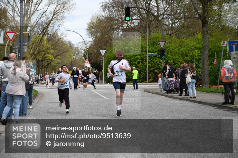 12.04.2026 - 45. Internationalen Wilhelmsburger Insellauf J. Mangold http://msf.ph/oto/9513639 12.04.2026 13:09:31 Ziel 5641, 5631, 4318, 4911, 4857, 3076, 5682, 5611, 5108, 4288, 5190, 3121, 2337, 3056, 2688, 4776, 2689, 5095, 3571, 5760, 3019, 3440, 5761, 4335, 3807, 4794, 2687, 5090, 5256, 4419, 5454, 5624, 5005, 3557, 3729, 3890, 5282, 2072, 5130, 3004, 2103, 5089, 2001, 4116 meine-sportfotos.de