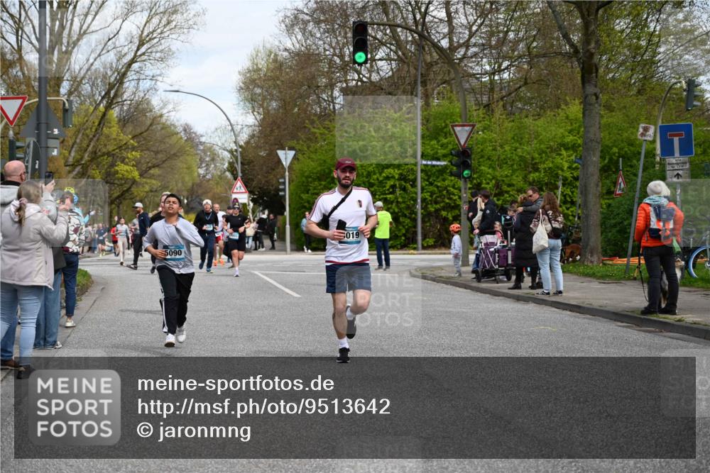 12.04.2026 - 45. Internationalen Wilhelmsburger Insellauf J. Mangold http://msf.ph/oto/9513642 12.04.2026 13:09:32 Ziel 5641, 5631, 4318, 4911, 4857, 3076, 5682, 5611, 5108, 4288, 5190, 3121, 2337, 3056, 2688, 4776, 2689, 5095, 3571, 5760, 3019, 3440, 5761, 4335, 3807, 4794, 2687, 5090, 5256, 4419, 5454, 5624, 5005, 3557, 3557, 3729, 3890, 5282, 2072, 5130, 3004, 2103, 5089, 2001, 4116, 2743 meine-sportfotos.de