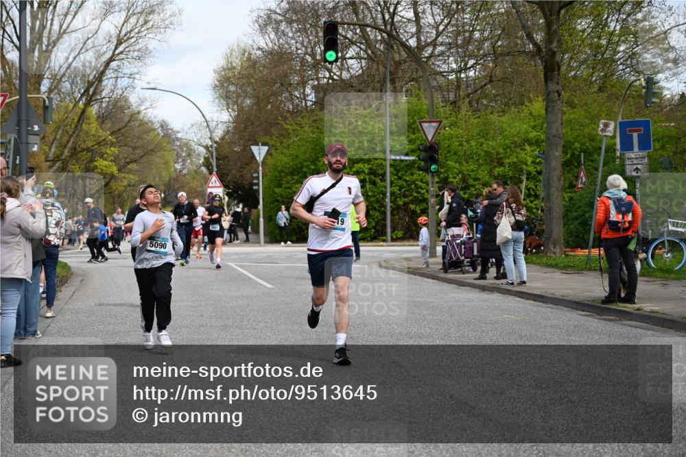 12.04.2026 - 45. Internationalen Wilhelmsburger Insellauf J. Mangold http://msf.ph/oto/9513645 12.04.2026 13:09:32 Ziel 5641, 5631, 4318, 4911, 4857, 3076, 5682, 5611, 5108, 4288, 5190, 3121, 2337, 3056, 2688, 4776, 2689, 5095, 3571, 5760, 3019, 3440, 5761, 4335, 3807, 4794, 2687, 5090, 5256, 4419, 5454, 5624, 5005, 3557, 3557, 3729, 3890, 5282, 2072, 5130, 3004, 2103, 5089, 2001, 4116, 2743 meine-sportfotos.de