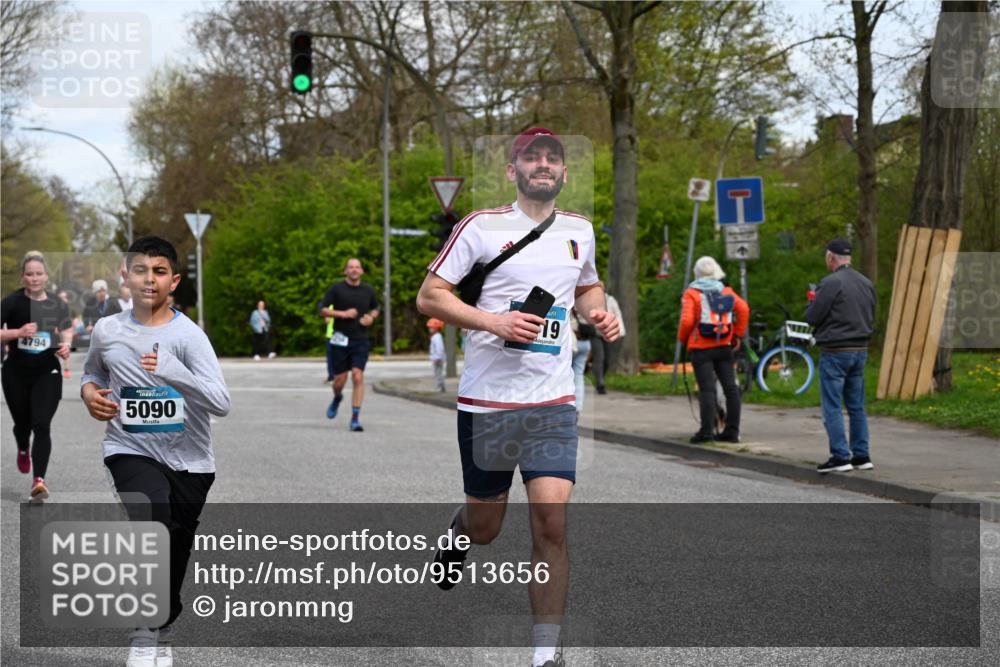 12.04.2026 - 45. Internationalen Wilhelmsburger Insellauf J. Mangold http://msf.ph/oto/9513656 12.04.2026 13:09:33 Ziel 5641, 5631, 4318, 4911, 4857, 3076, 5682, 5611, 5108, 4288, 5190, 3121, 2337, 3056, 2688, 4776, 2689, 5095, 3571, 5760, 3019, 3440, 5761, 4335, 3807, 4794, 2687, 5090, 5256, 4419, 5454, 5624, 5005, 3557, 3729, 3729, 3890, 5282, 2072, 5130, 3004, 2103, 5089, 2001, 4116, 2743, 3673, 4961, 3919, 3793 meine-sportfotos.de