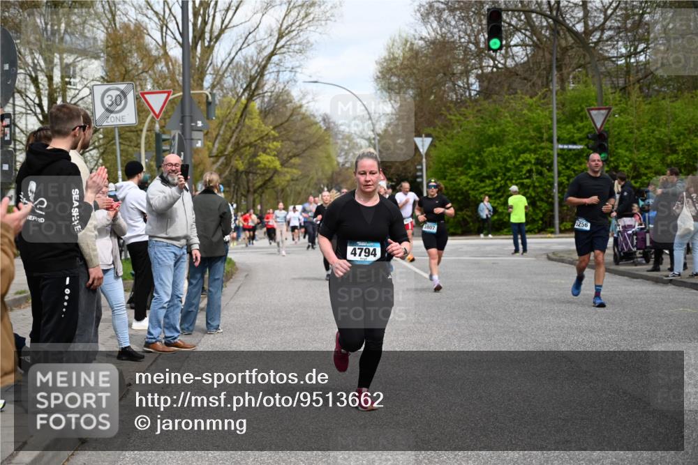 12.04.2026 - 45. Internationalen Wilhelmsburger Insellauf J. Mangold http://msf.ph/oto/9513662 12.04.2026 13:09:35 Ziel 5631, 4318, 4911, 4857, 3076, 5682, 5611, 5108, 4288, 5190, 3121, 2337, 3056, 2688, 4776, 2689, 5095, 3571, 5760, 3019, 3440, 5761, 4335, 3807, 4794, 2687, 5090, 5256, 4419, 5454, 5624, 5005, 3557, 3729, 3890, 5282, 2072, 5130, 3004, 2103, 5089, 2001, 4116, 2743, 3673, 4961, 3919, 3793, 3549 meine-sportfotos.de