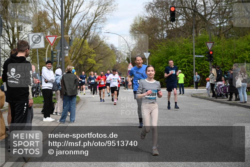 12.04.2026 - 45. Internationalen Wilhelmsburger Insellauf J. Mangold http://msf.ph/oto/9513740 12.04.2026 13:09:47 Ziel 3056, 2688, 4776, 2689, 5095, 3571, 5760, 3019, 3440, 5761, 4335, 3807, 4794, 2687, 5090, 5256, 4419, 5454, 5624, 5005, 3557, 3729, 3890, 5282, 2072, 5130, 3004, 2103, 5089, 2001, 4116, 2743, 3673, 4961, 3919, 3793, 3549, 5646, 5287, 4910, 4278, 4935, 2129, 2982, 2121, 2289, 4250 meine-sportfotos.de