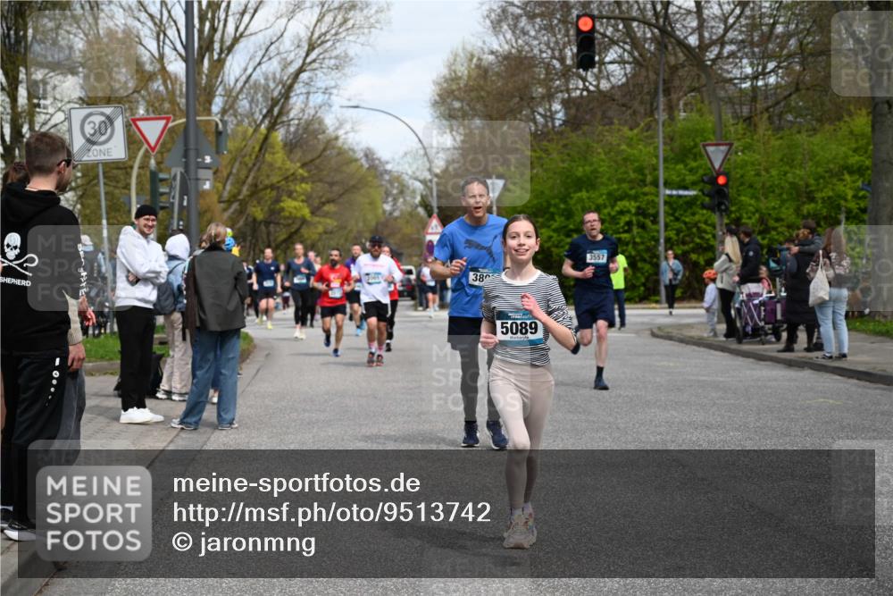 12.04.2026 - 45. Internationalen Wilhelmsburger Insellauf J. Mangold http://msf.ph/oto/9513742 12.04.2026 13:09:47 Ziel 3056, 2688, 4776, 2689, 5095, 3571, 5760, 3019, 3440, 5761, 4335, 3807, 4794, 2687, 5090, 5256, 4419, 5454, 5624, 5005, 3557, 3729, 3890, 5282, 2072, 5130, 3004, 2103, 5089, 2001, 4116, 2743, 3673, 4961, 3919, 3793, 3549, 5646, 5287, 4910, 4278, 4935, 2129, 2982, 2121, 2289, 4250 meine-sportfotos.de