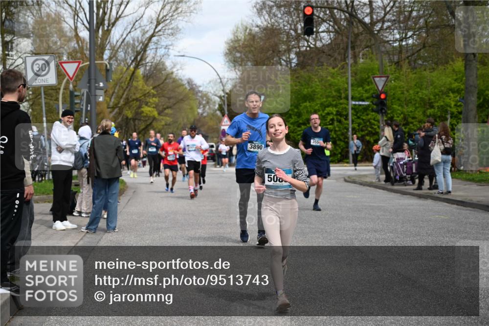 12.04.2026 - 45. Internationalen Wilhelmsburger Insellauf J. Mangold http://msf.ph/oto/9513743 12.04.2026 13:09:47 Ziel 3056, 2688, 4776, 2689, 5095, 3571, 5760, 3019, 3440, 5761, 4335, 3807, 4794, 2687, 5090, 5256, 4419, 5454, 5624, 5005, 3557, 3729, 3890, 5282, 2072, 5130, 3004, 2103, 5089, 2001, 4116, 2743, 3673, 4961, 3919, 3793, 3549, 5646, 5287, 4910, 4278, 4935, 2129, 2982, 2121, 2289, 4250 meine-sportfotos.de