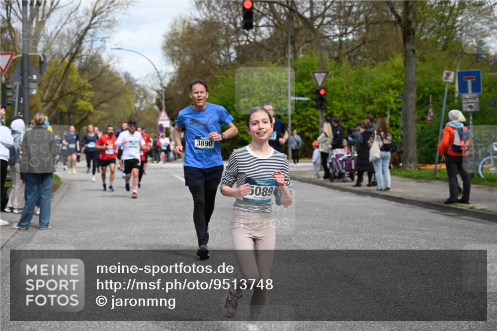12.04.2026 - 45. Internationalen Wilhelmsburger Insellauf J. Mangold http://msf.ph/oto/9513748 12.04.2026 13:09:48 Ziel 3056, 2688, 4776, 2689, 5095, 3571, 5760, 3019, 3440, 5761, 4335, 3807, 4794, 2687, 5090, 5256, 4419, 5454, 5624, 5005, 3557, 3729, 3890, 3890, 5282, 2072, 5130, 3004, 2103, 5089, 2001, 4116, 2743, 3673, 4961, 3919, 3793, 3549, 5646, 5287, 5646, 5287, 4910, 4278, 4935, 2129, 2982, 2121, 2289, 4250 meine-sportfotos.de