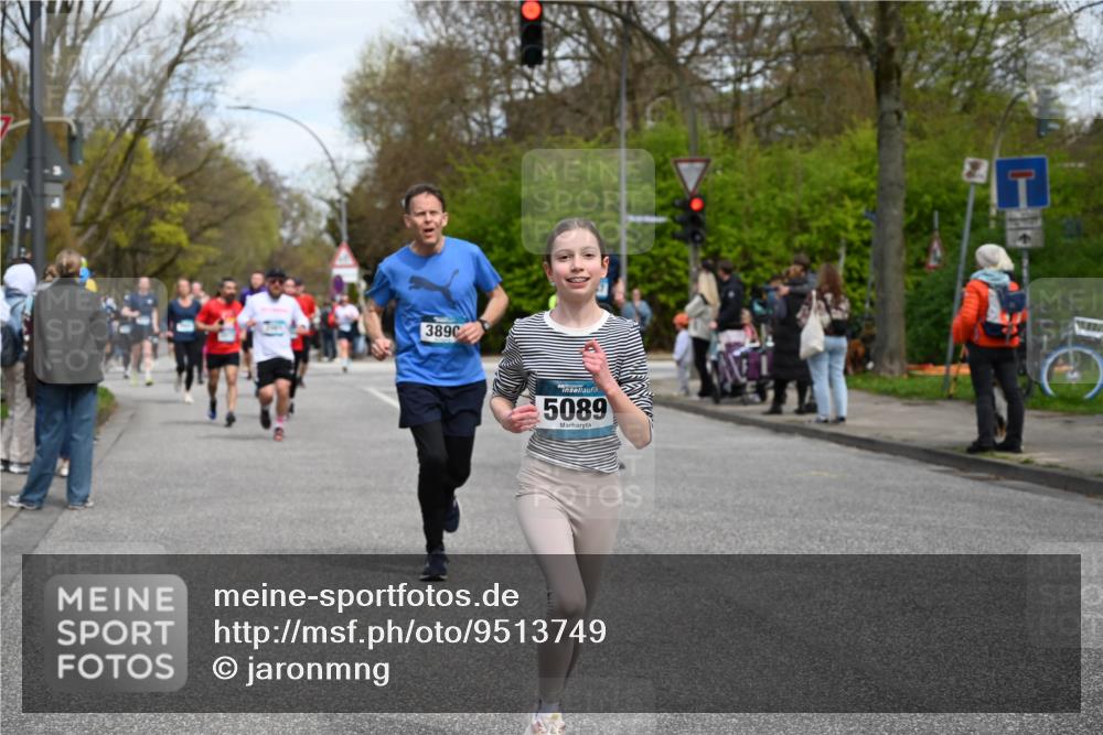 12.04.2026 - 45. Internationalen Wilhelmsburger Insellauf J. Mangold http://msf.ph/oto/9513749 12.04.2026 13:09:48 Ziel 3056, 2688, 4776, 2689, 5095, 3571, 5760, 3019, 3440, 5761, 4335, 3807, 4794, 2687, 5090, 5256, 4419, 5454, 5624, 5005, 3557, 3729, 3890, 3890, 5282, 2072, 5130, 3004, 2103, 5089, 2001, 4116, 2743, 3673, 4961, 3919, 3793, 3549, 5646, 5287, 5646, 5287, 4910, 4278, 4935, 2129, 2982, 2121, 2289, 4250 meine-sportfotos.de