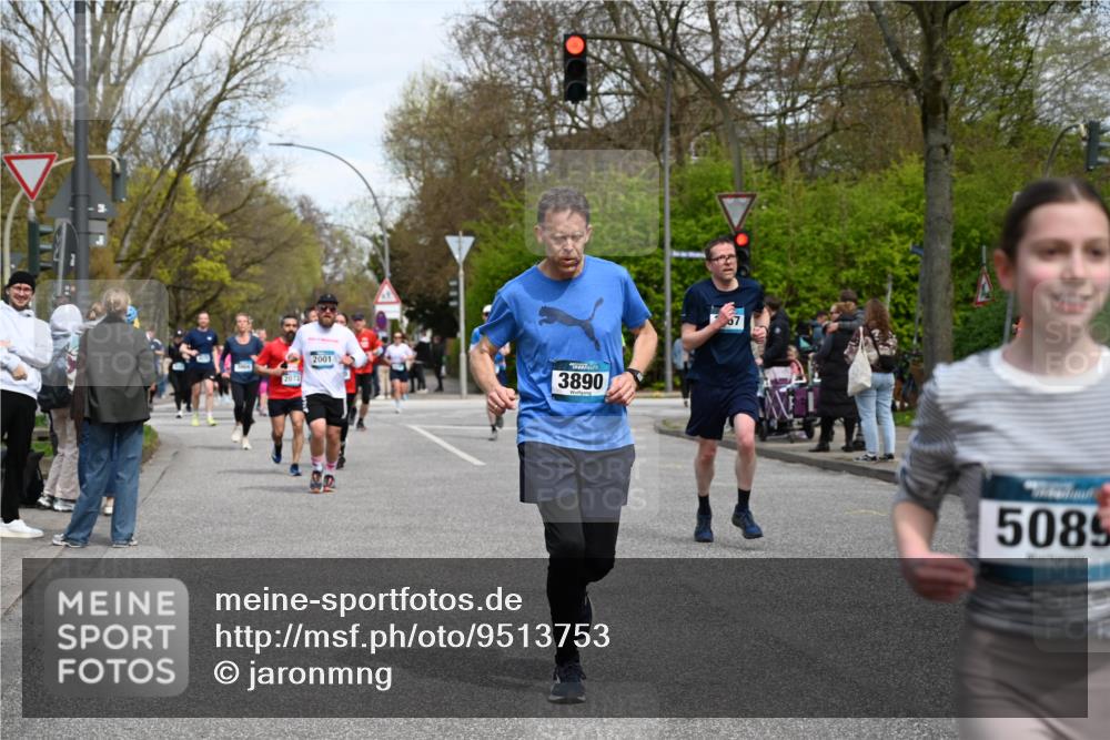 12.04.2026 - 45. Internationalen Wilhelmsburger Insellauf J. Mangold http://msf.ph/oto/9513753 12.04.2026 13:09:48 Ziel 3056, 2688, 4776, 2689, 5095, 3571, 5760, 3019, 3440, 5761, 4335, 3807, 4794, 2687, 5090, 5256, 4419, 5454, 5624, 5005, 3557, 3729, 3890, 3890, 5282, 2072, 5130, 3004, 2103, 5089, 2001, 4116, 2743, 3673, 4961, 3919, 3793, 3549, 5646, 5287, 5646, 5287, 4910, 4278, 4935, 2129, 2982, 2121, 2289, 4250 meine-sportfotos.de