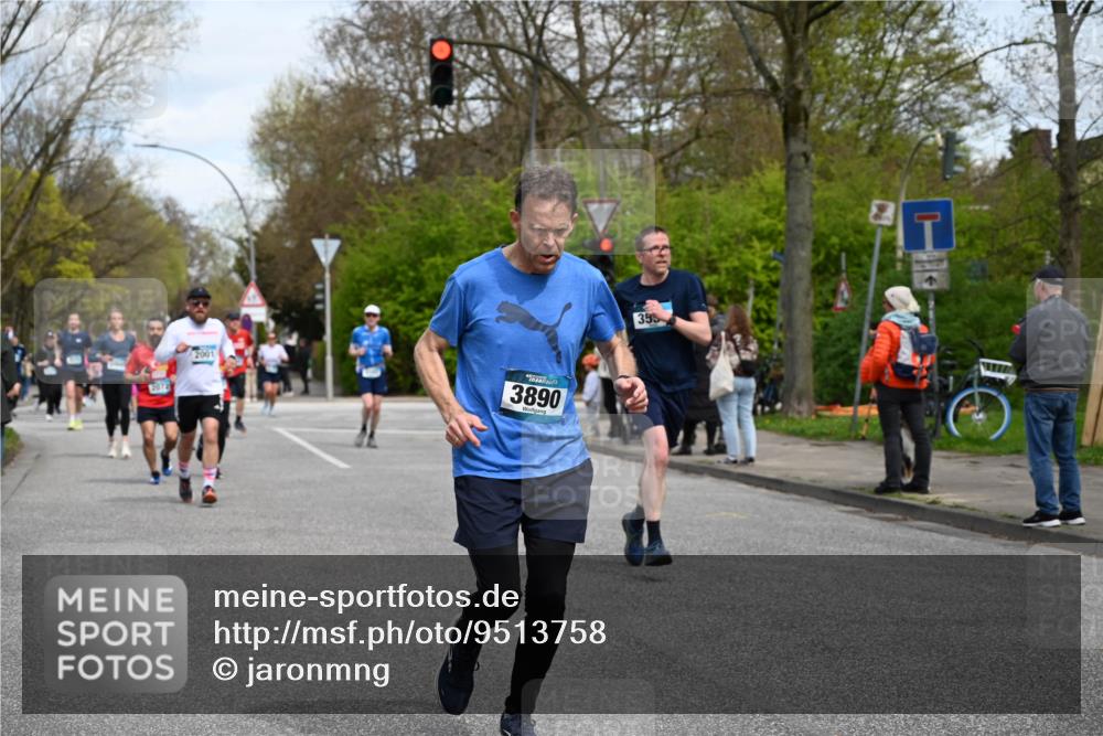 12.04.2026 - 45. Internationalen Wilhelmsburger Insellauf J. Mangold http://msf.ph/oto/9513758 12.04.2026 13:09:49 Ziel 2688, 4776, 2689, 5095, 3571, 5760, 3019, 3440, 5761, 4335, 3807, 4794, 2687, 5090, 5256, 4419, 5454, 5624, 5005, 3557, 3729, 3890, 5282, 5282, 2072, 5130, 3004, 2103, 5089, 2001, 4116, 2743, 3673, 4961, 3919, 3793, 3549, 5646, 5287, 4910, 4278, 4935, 2129, 2982, 2121, 2289, 4250 meine-sportfotos.de