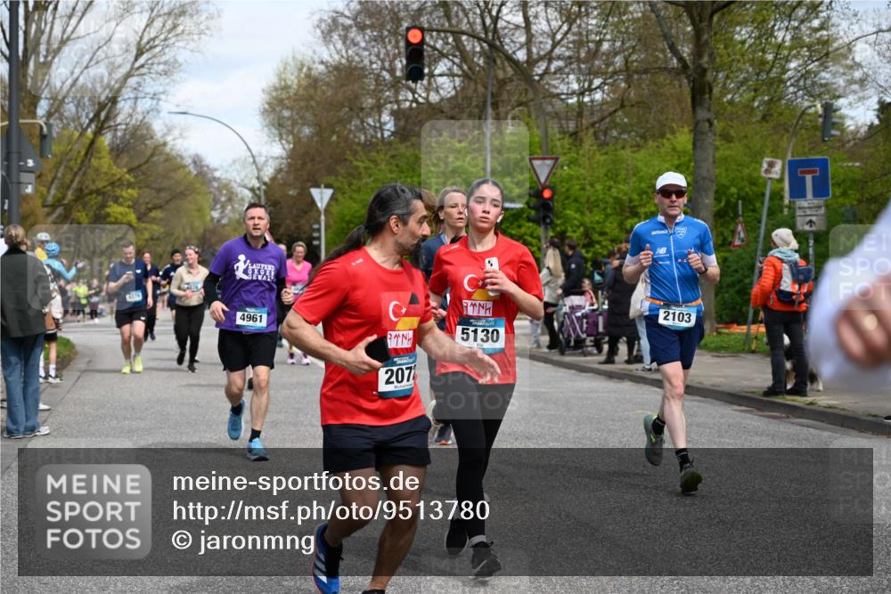 12.04.2026 - 45. Internationalen Wilhelmsburger Insellauf J. Mangold http://msf.ph/oto/9513780 12.04.2026 13:09:54 Ziel 5761, 4335, 3807, 4794, 2687, 5090, 5256, 4419, 5454, 5624, 5005, 3557, 3729, 3890, 5282, 2072, 5130, 3004, 2103, 5089, 2001, 4116, 2743, 3673, 4961, 3919, 3793, 3549, 5646, 5287, 4910, 4278, 4935, 2129, 2982, 2121, 2289, 4250, 5612, 3338, 5704, 4578, 4579, 4356, 3445, 3446 meine-sportfotos.de