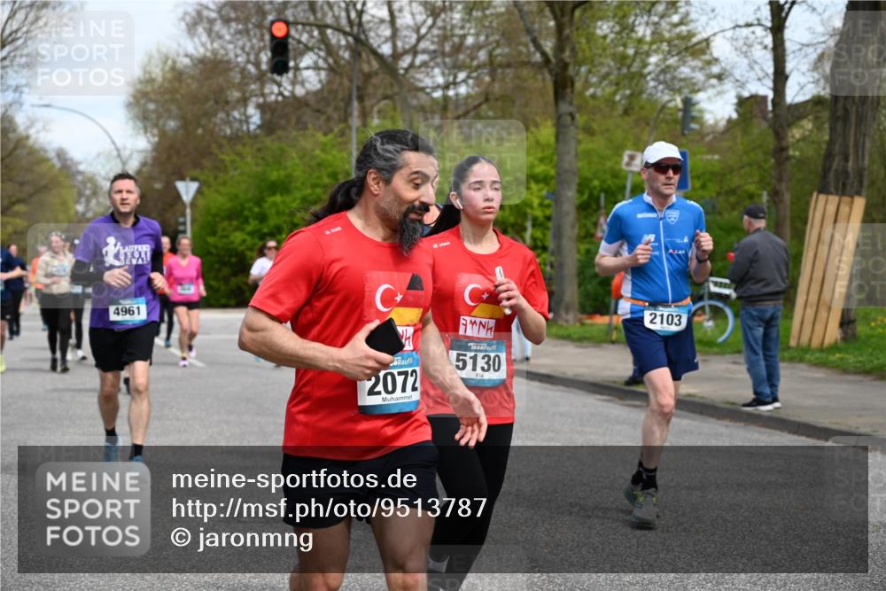 12.04.2026 - 45. Internationalen Wilhelmsburger Insellauf J. Mangold http://msf.ph/oto/9513787 12.04.2026 13:09:54 Ziel 5761, 4335, 3807, 4794, 2687, 5090, 5256, 4419, 5454, 5624, 5005, 3557, 3729, 3890, 5282, 2072, 5130, 3004, 2103, 5089, 2001, 4116, 2743, 3673, 4961, 3919, 3793, 3549, 5646, 5287, 4910, 4278, 4935, 2129, 2982, 2121, 2289, 4250, 5612, 3338, 5704, 4578, 4579, 4356, 3445, 3446 meine-sportfotos.de
