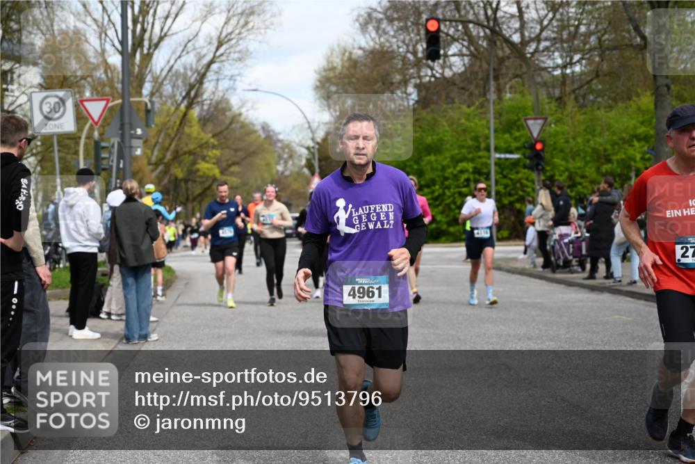 12.04.2026 - 45. Internationalen Wilhelmsburger Insellauf J. Mangold http://msf.ph/oto/9513796 12.04.2026 13:09:56 Ziel 3807, 4794, 2687, 5090, 5256, 4419, 5454, 5624, 5005, 3557, 3729, 3890, 5282, 2072, 5130, 3004, 2103, 5089, 2001, 4116, 2743, 2743, 3673, 4961, 3919, 3793, 3549, 5646, 5287, 4910, 4278, 4935, 2129, 2982, 2121, 2289, 4250, 5612, 3338, 5704, 4578, 4579, 4356, 3445, 3446, 4562, 3654, 3269, 4552, 3285, 3288 meine-sportfotos.de