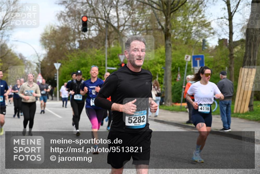 12.04.2026 - 45. Internationalen Wilhelmsburger Insellauf J. Mangold http://msf.ph/oto/9513821 12.04.2026 13:09:58 Ziel 3807, 4794, 2687, 5090, 5256, 4419, 5454, 5624, 5005, 3557, 3729, 3890, 5282, 2072, 5130, 3004, 2103, 5089, 2001, 4116, 2743, 3673, 4961, 3919, 3793, 3549, 3549, 5646, 5287, 4910, 4278, 4935, 2129, 2982, 2121, 2289, 4250, 4250, 5612, 3338, 5704, 4578, 4579, 4356, 3445, 3446, 4562, 3654, 3269, 4552, 3285, 3288, 5444, 5443, 5830 meine-sportfotos.de