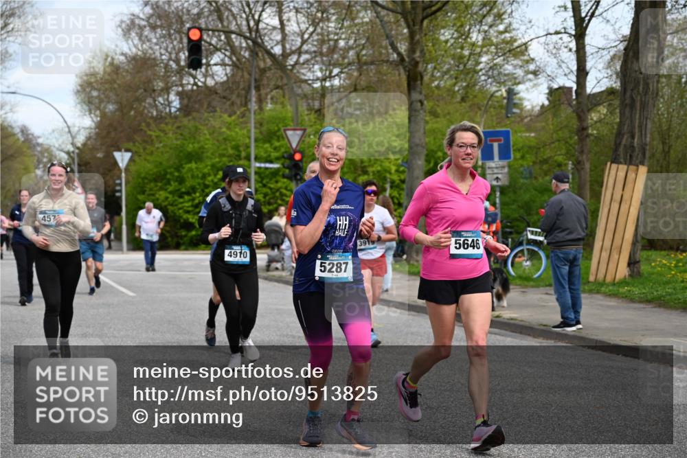 12.04.2026 - 45. Internationalen Wilhelmsburger Insellauf J. Mangold http://msf.ph/oto/9513825 12.04.2026 13:09:59 Ziel 3807, 4794, 2687, 5090, 5256, 4419, 5454, 5624, 5005, 3557, 3729, 3890, 5282, 2072, 5130, 3004, 2103, 5089, 2001, 4116, 2743, 3673, 4961, 3919, 3793, 3549, 5646, 5287, 4910, 4278, 4935, 2129, 2982, 2121, 2289, 4250, 5612, 3338, 5704, 4578, 4579, 4356, 3445, 3446, 4562, 3654, 3269, 4552, 3285, 3288, 5444, 5443, 5830 meine-sportfotos.de