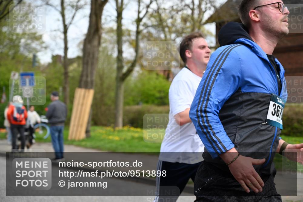 12.04.2026 - 45. Internationalen Wilhelmsburger Insellauf J. Mangold http://msf.ph/oto/9513898 12.04.2026 13:10:08 Ziel 3557, 3729, 3890, 5282, 2072, 5130, 3004, 2103, 5089, 2001, 4116, 2743, 3673, 4961, 3919, 3793, 3549, 5646, 5287, 4910, 4278, 4935, 2129, 2982, 2121, 2289, 4250, 5612, 3338, 5704, 4578, 4579, 4356, 3445, 3446, 4562, 3654, 3269, 4552, 3285, 3288, 3285, 3288, 5444, 5443, 5830, 5259, 3407, 3948, 3949, 4540, 2315, 5494, 4909, 5004 meine-sportfotos.de