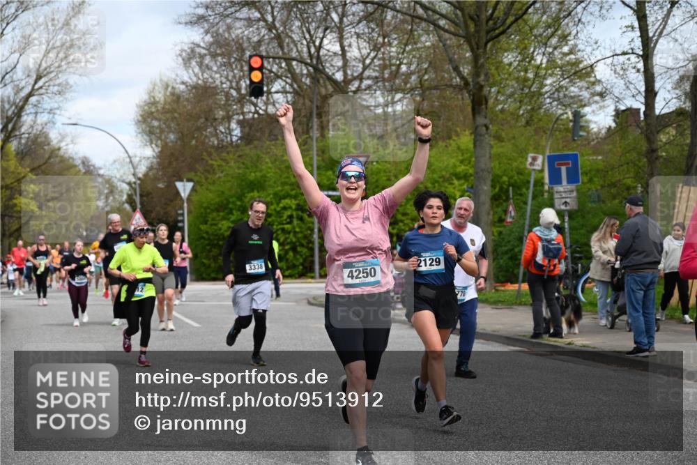 12.04.2026 - 45. Internationalen Wilhelmsburger Insellauf J. Mangold http://msf.ph/oto/9513912 12.04.2026 13:10:11 Ziel 3890, 5282, 2072, 5130, 3004, 2103, 5089, 2001, 4116, 2743, 3673, 4961, 3919, 3793, 3549, 5646, 5287, 4910, 4278, 4935, 2129, 2982, 2121, 2289, 4250, 5612, 3338, 5704, 4578, 4579, 4356, 3445, 3446, 4562, 3654, 3269, 4552, 3285, 3288, 5444, 5443, 5830, 5259, 3407, 3948, 3949, 4540, 2315, 5494, 4909, 5004, 4969, 5762, 4769, 4798 meine-sportfotos.de