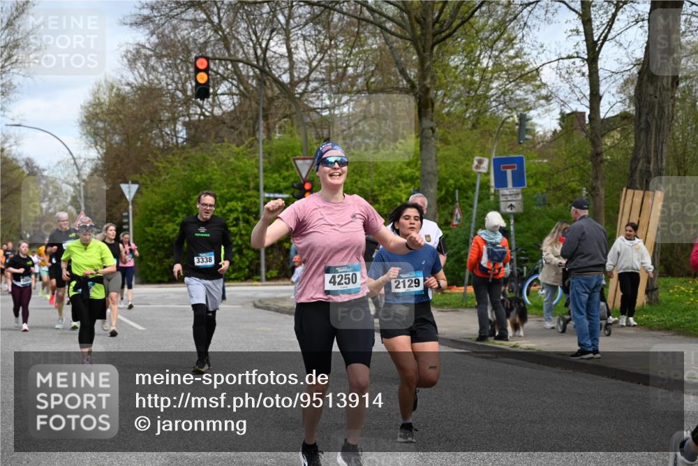 12.04.2026 - 45. Internationalen Wilhelmsburger Insellauf J. Mangold http://msf.ph/oto/9513914 12.04.2026 13:10:11 Ziel 3890, 5282, 2072, 5130, 3004, 2103, 5089, 2001, 4116, 2743, 3673, 4961, 3919, 3793, 3549, 5646, 5287, 4910, 4278, 4935, 2129, 2982, 2121, 2289, 4250, 5612, 3338, 5704, 4578, 4579, 4356, 3445, 3446, 4562, 3654, 3269, 4552, 3285, 3288, 5444, 5443, 5830, 5259, 3407, 3948, 3949, 4540, 2315, 5494, 4909, 5004, 4969, 5762, 4769, 4798 meine-sportfotos.de