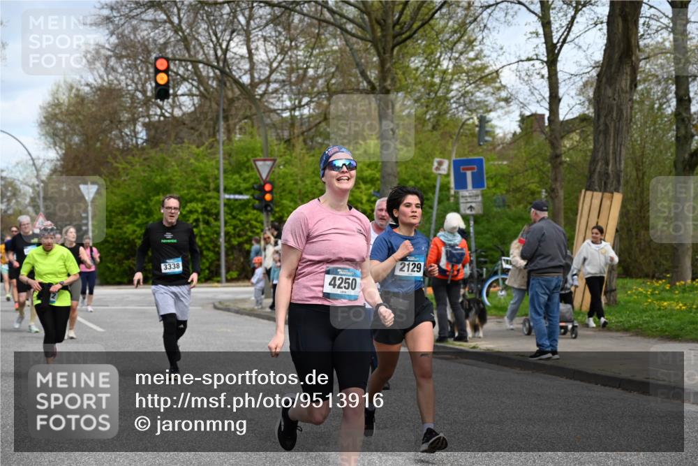 12.04.2026 - 45. Internationalen Wilhelmsburger Insellauf J. Mangold http://msf.ph/oto/9513916 12.04.2026 13:10:11 Ziel 3890, 5282, 2072, 5130, 3004, 2103, 5089, 2001, 4116, 2743, 3673, 4961, 3919, 3793, 3549, 5646, 5287, 4910, 4278, 4935, 2129, 2982, 2121, 2289, 4250, 5612, 3338, 5704, 4578, 4579, 4356, 3445, 3446, 4562, 3654, 3269, 4552, 3285, 3288, 5444, 5443, 5830, 5259, 3407, 3948, 3949, 4540, 2315, 5494, 4909, 5004, 4969, 5762, 4769, 4798 meine-sportfotos.de