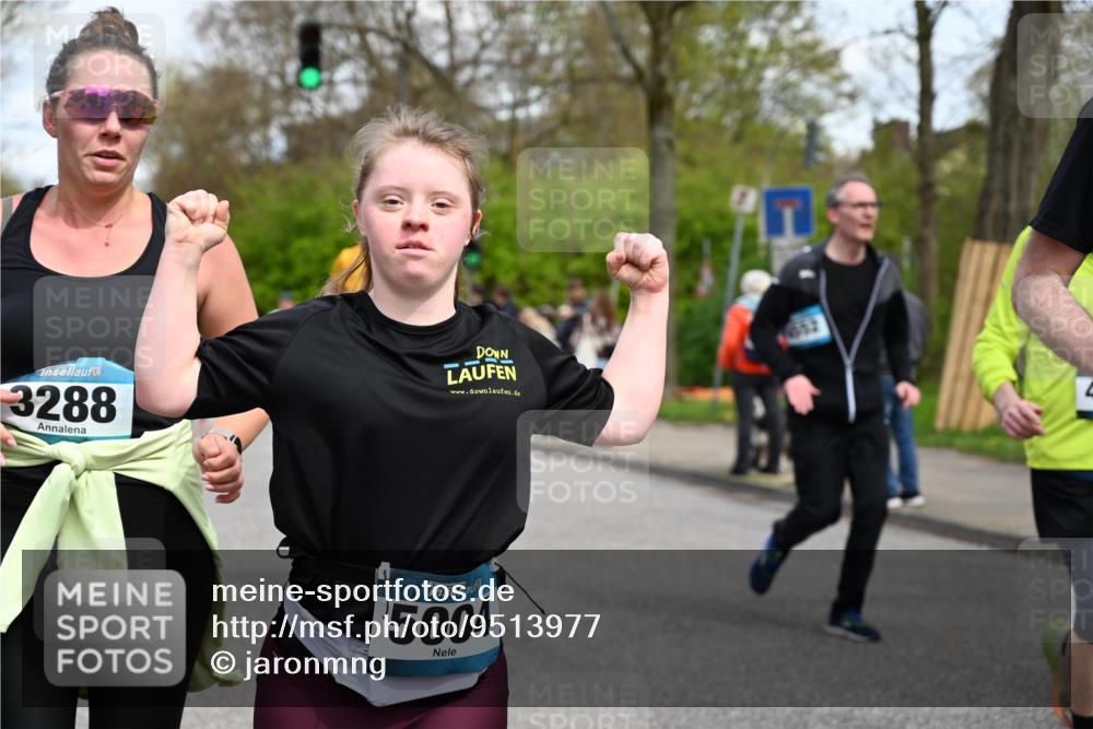 12.04.2026 - 45. Internationalen Wilhelmsburger Insellauf J. Mangold http://msf.ph/oto/9513977 12.04.2026 13:10:20 Ziel 2743, 3673, 4961, 3919, 3793, 3549, 5646, 5287, 4910, 4278, 4935, 2129, 2982, 2121, 2289, 4250, 5612, 3338, 5704, 4578, 4579, 4356, 3445, 3446, 4562, 3654, 3269, 4552, 3285, 3288, 3285, 3288, 5444, 5443, 5830, 5259, 3407, 3948, 3949, 4540, 2315, 5494, 4909, 5004, 4969, 5762, 4769, 4798, 4134, 4799, 5681, 2897, 3462, 5160, 5768, 3243, 4916, 5161, 3211, 5584 meine-sportfotos.de