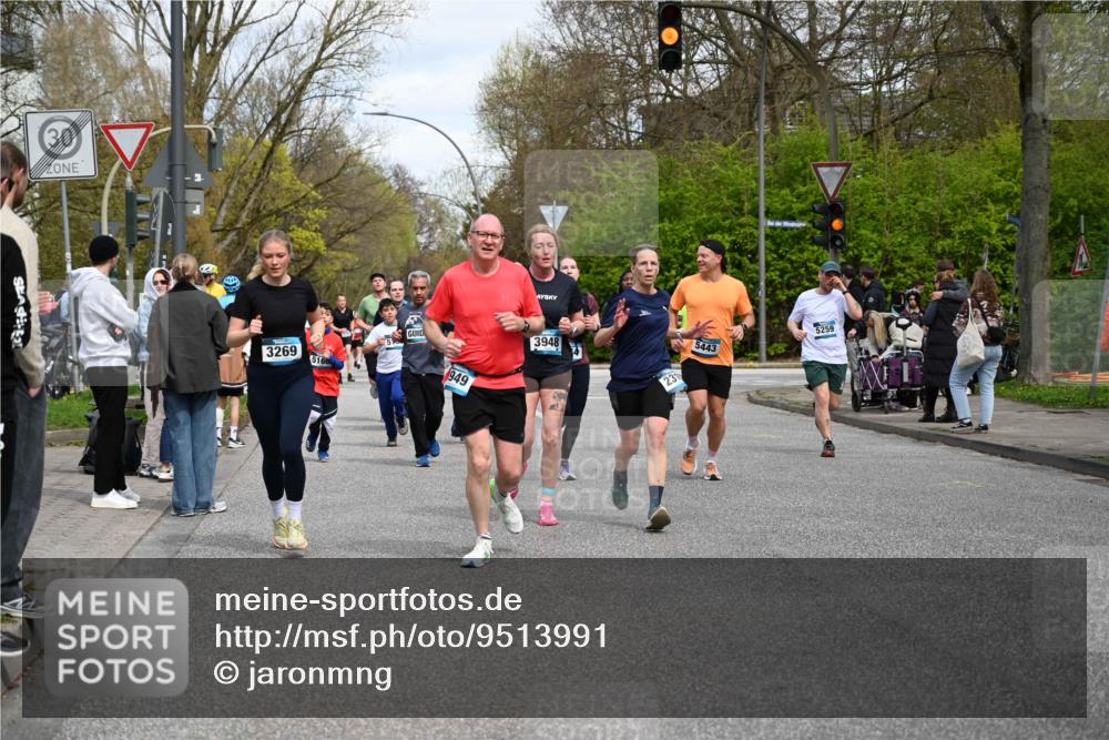 12.04.2026 - 45. Internationalen Wilhelmsburger Insellauf J. Mangold http://msf.ph/oto/9513991 12.04.2026 13:10:22 Ziel 3673, 4961, 3919, 3793, 3549, 5646, 5287, 4910, 4278, 4935, 2129, 2982, 2121, 2289, 4250, 5612, 3338, 5704, 4578, 4579, 4356, 3445, 3446, 4562, 3654, 3269, 4552, 3285, 3288, 5444, 5443, 5830, 5444, 5443, 5830, 5259, 3407, 3948, 3949, 4540, 2315, 5494, 4909, 5004, 4969, 5762, 4769, 4798, 4134, 4799, 5681, 2897, 3462, 5160, 5768, 3243, 4916, 5161, 3211, 5584, 4770, 5246 meine-sportfotos.de