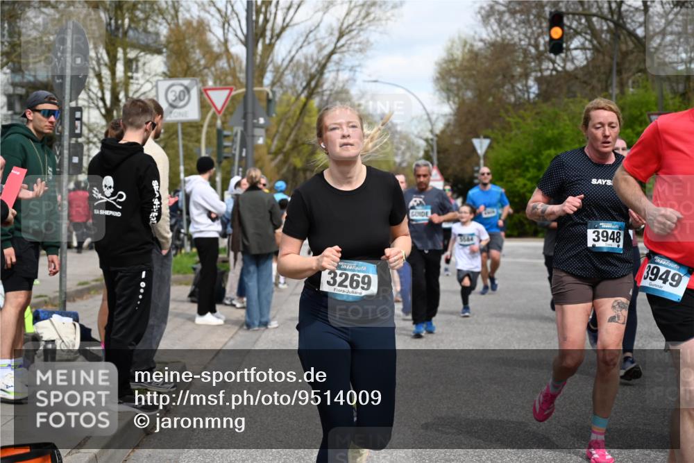 12.04.2026 - 45. Internationalen Wilhelmsburger Insellauf J. Mangold http://msf.ph/oto/9514009 12.04.2026 13:10:24 Ziel 5646, 5287, 4910, 4278, 4935, 2129, 2982, 2121, 2289, 4250, 5612, 3338, 5704, 4578, 4579, 4356, 3445, 3446, 4562, 3654, 3269, 4552, 3285, 3288, 5444, 5443, 5830, 5259, 5259, 3407, 3948, 3949, 4540, 2315, 5494, 4909, 5004, 4969, 5762, 4769, 4798, 4134, 4799, 4134, 4799, 5681, 2897, 3462, 5160, 5768, 3243, 4916, 5161, 3211, 5584, 4770, 5246, 2926, 2927 meine-sportfotos.de