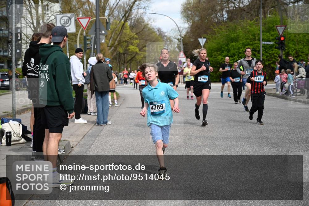 12.04.2026 - 45. Internationalen Wilhelmsburger Insellauf J. Mangold http://msf.ph/oto/9514045 12.04.2026 13:10:33 Ziel 2289, 4250, 5612, 3338, 5704, 4578, 4579, 4356, 3445, 3446, 4562, 3654, 3269, 4552, 3285, 3288, 5444, 5443, 5830, 5259, 3407, 3948, 3949, 4540, 2315, 5494, 4909, 5004, 4969, 5762, 4969, 5762, 4769, 4798, 4134, 4799, 5681, 2897, 3462, 5160, 5768, 3243, 4916, 5161, 3211, 5584, 4770, 4770, 5246, 2926, 2927, 5195, 4692, 5417, 5199, 2889, 2714, 4216, 4895, 3932, 2114, 2519 meine-sportfotos.de