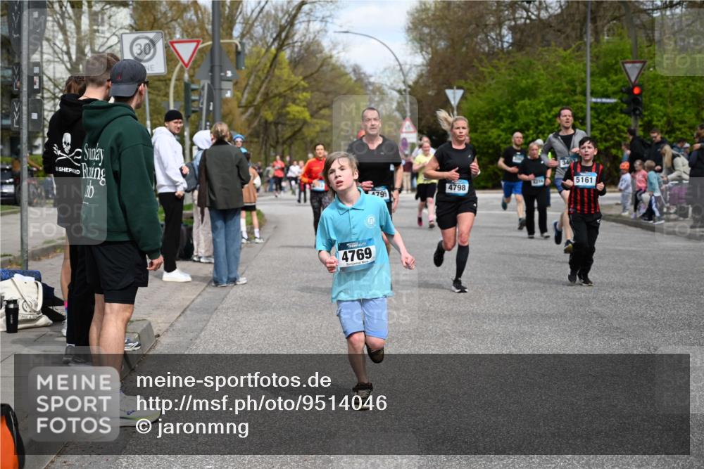 12.04.2026 - 45. Internationalen Wilhelmsburger Insellauf J. Mangold http://msf.ph/oto/9514046 12.04.2026 13:10:33 Ziel 2289, 4250, 5612, 3338, 5704, 4578, 4579, 4356, 3445, 3446, 4562, 3654, 3269, 4552, 3285, 3288, 5444, 5443, 5830, 5259, 3407, 3948, 3949, 4540, 2315, 5494, 4909, 5004, 4969, 5762, 4969, 5762, 4769, 4798, 4134, 4799, 5681, 2897, 3462, 5160, 5768, 3243, 4916, 5161, 3211, 5584, 4770, 4770, 5246, 2926, 2927, 5195, 4692, 5417, 5199, 2889, 2714, 4216, 4895, 3932, 2114, 2519 meine-sportfotos.de