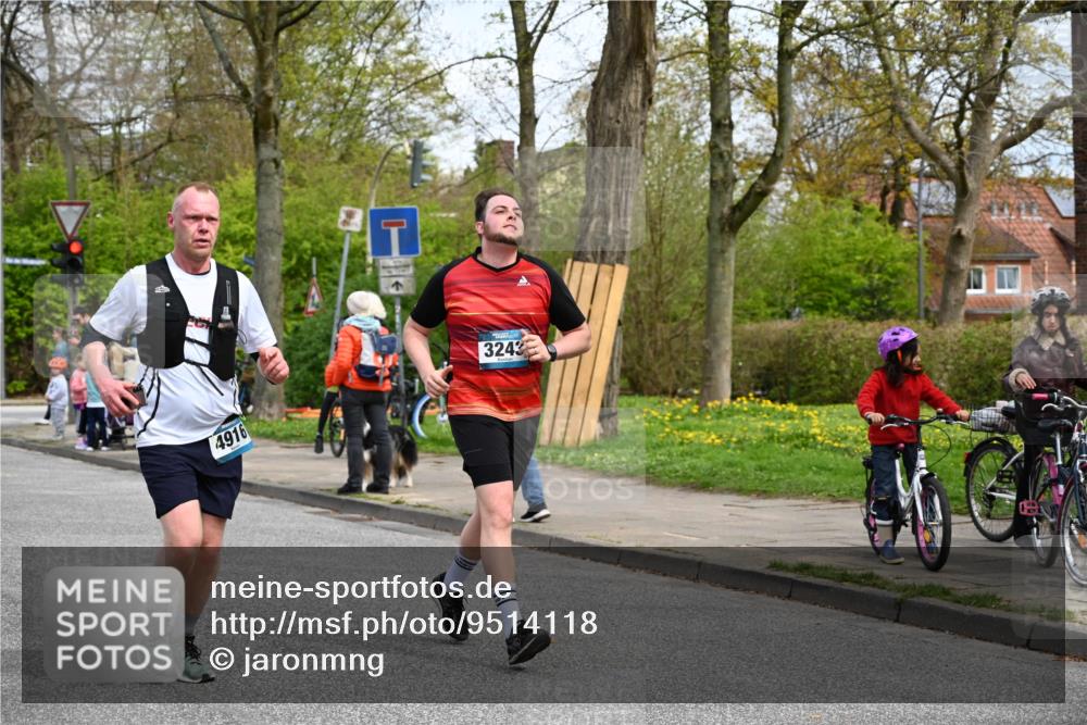 12.04.2026 - 45. Internationalen Wilhelmsburger Insellauf J. Mangold http://msf.ph/oto/9514118 12.04.2026 13:10:44 Ziel 4562, 3654, 3269, 4552, 3285, 3288, 5444, 5443, 5830, 5259, 3407, 3948, 3949, 4540, 2315, 5494, 4909, 5004, 4969, 5762, 4769, 4798, 4134, 4799, 5681, 2897, 3462, 5160, 5768, 3243, 4916, 5161, 3211, 5584, 5584, 4770, 5246, 2926, 2927, 5195, 4692, 5417, 5199, 2889, 2714, 4216, 4895, 4895, 3932, 2114, 2519, 2113, 2076, 4106, 3247, 5180, 3101, 3734 meine-sportfotos.de